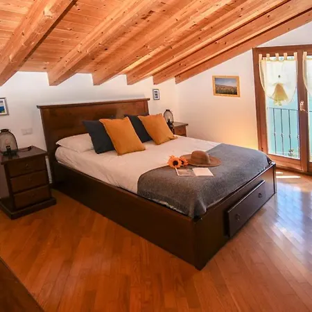 L'una Di With Parking * Torno