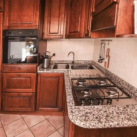 L'una Di With Parking *