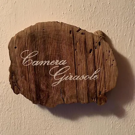 L'una Di With Parking