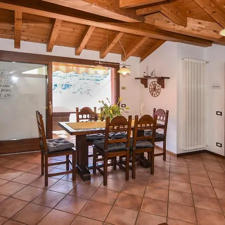 Appartement L'una Di With Parking Torno